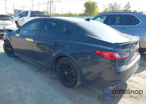 2025 Toyota Camry Se z USA, uszkodzony, nr VIN 4T1DAACK5SU547175